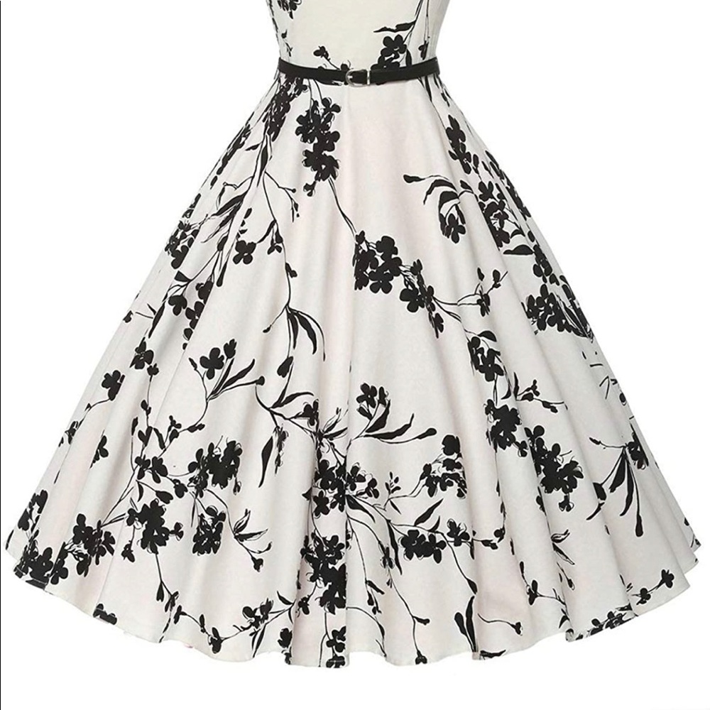 Boatneck Sleeveless Vintage Tea Dress with Belt